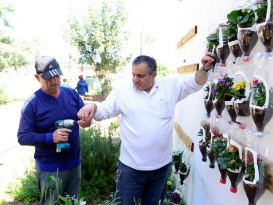 חברת הוט מקימה גן אקולוגי בבית ספר